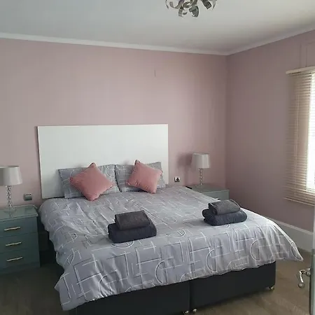 La Carihuela Great Location 4 Minute Walk 2 Beach *